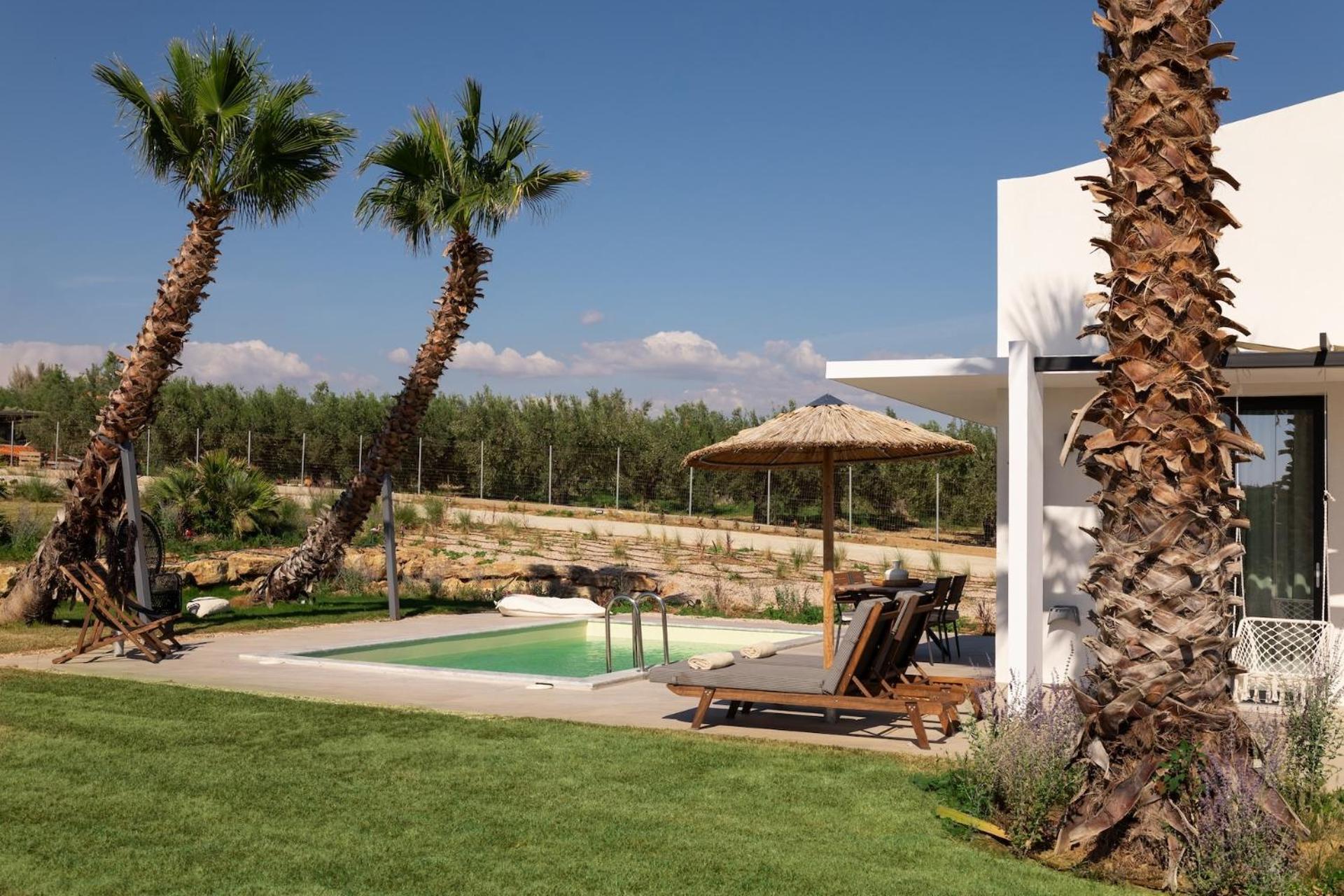 Flamingo View Suites & Villas Nea Poteidaia Exterior photo